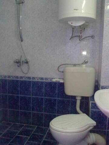 Фото номера Трехместный номер с балконом и видом на море Отель Sinya Iglika Family Hotel г. Кошарица 5