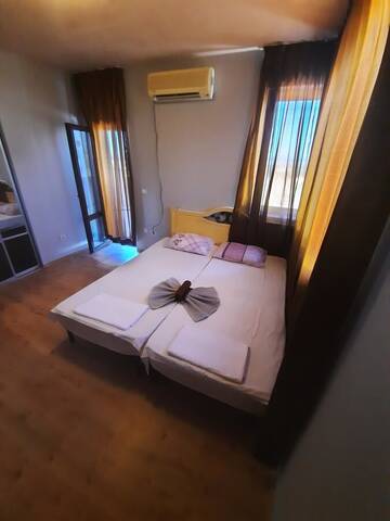 Фото номера Вилла с 2 спальнями Виллы Vila Sunny Beach г. Кошарица 12