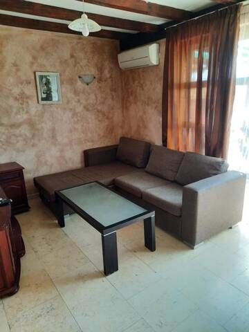 Фото номера Вилла с 2 спальнями Виллы Vila Sunny Beach г. Кошарица 22